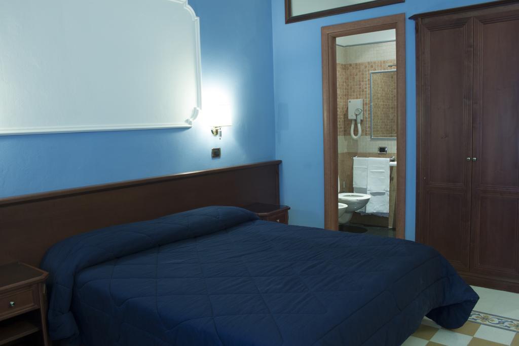 Hotel Clara Domus Roma Exterior foto