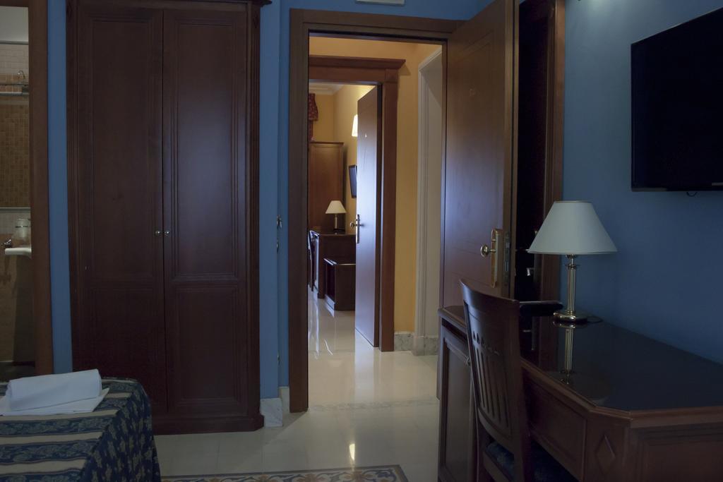 Hotel Clara Domus Roma Exterior foto